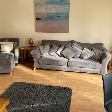 River Courtyard Apartment In The Heart Of Stneots Saint Neots Exterior foto