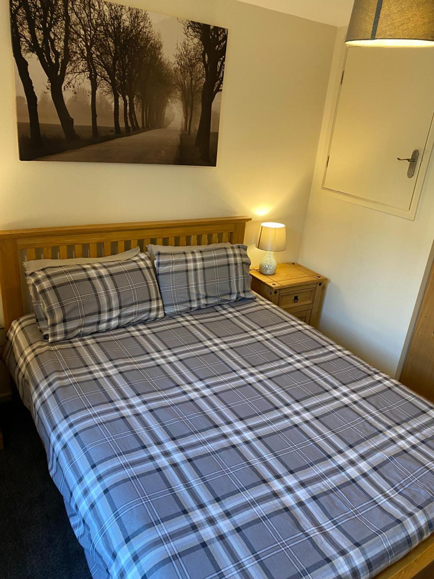 River Courtyard Apartment In The Heart Of Stneots Saint Neots Exterior foto