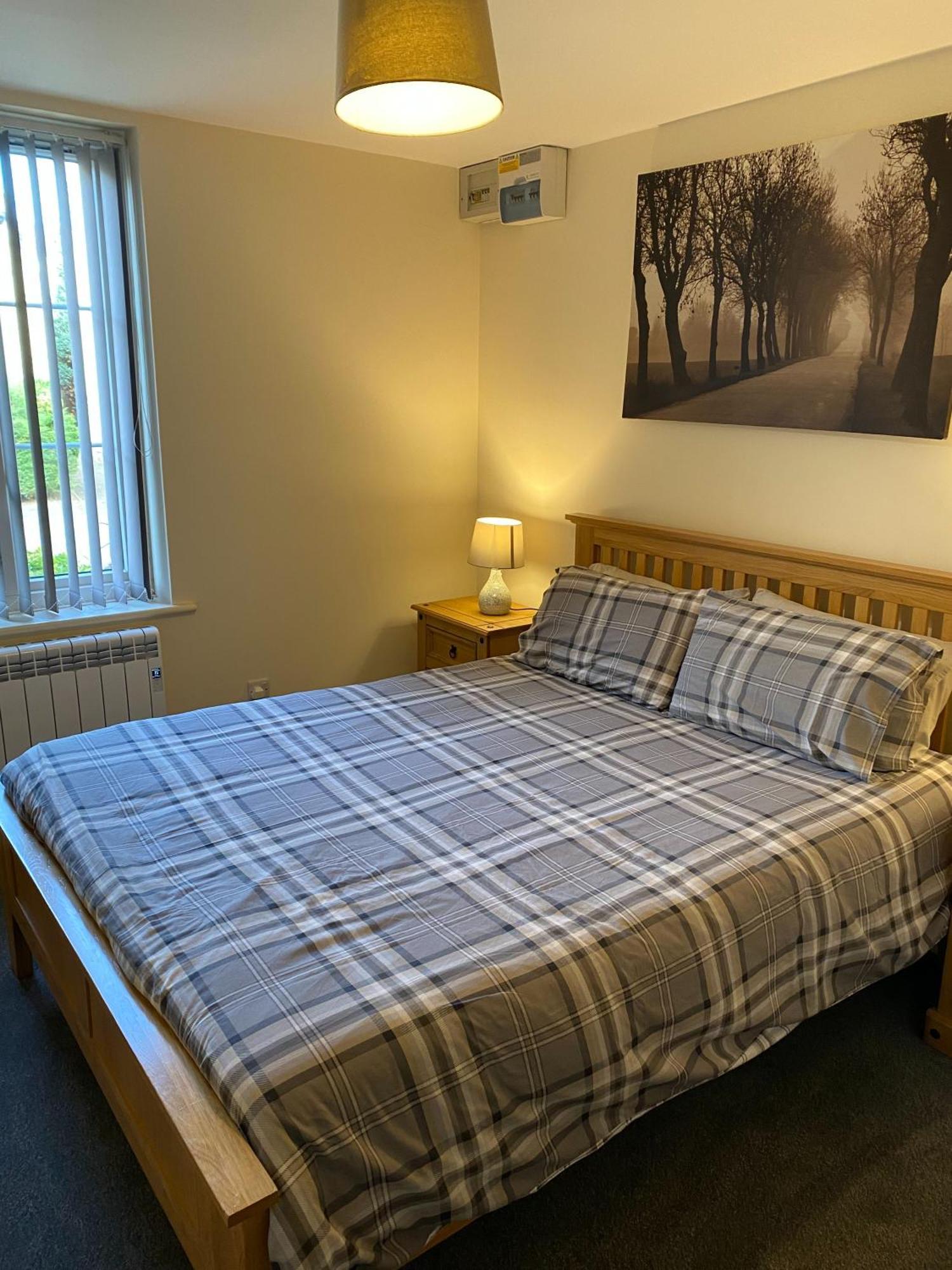 River Courtyard Apartment In The Heart Of Stneots Saint Neots Exterior foto
